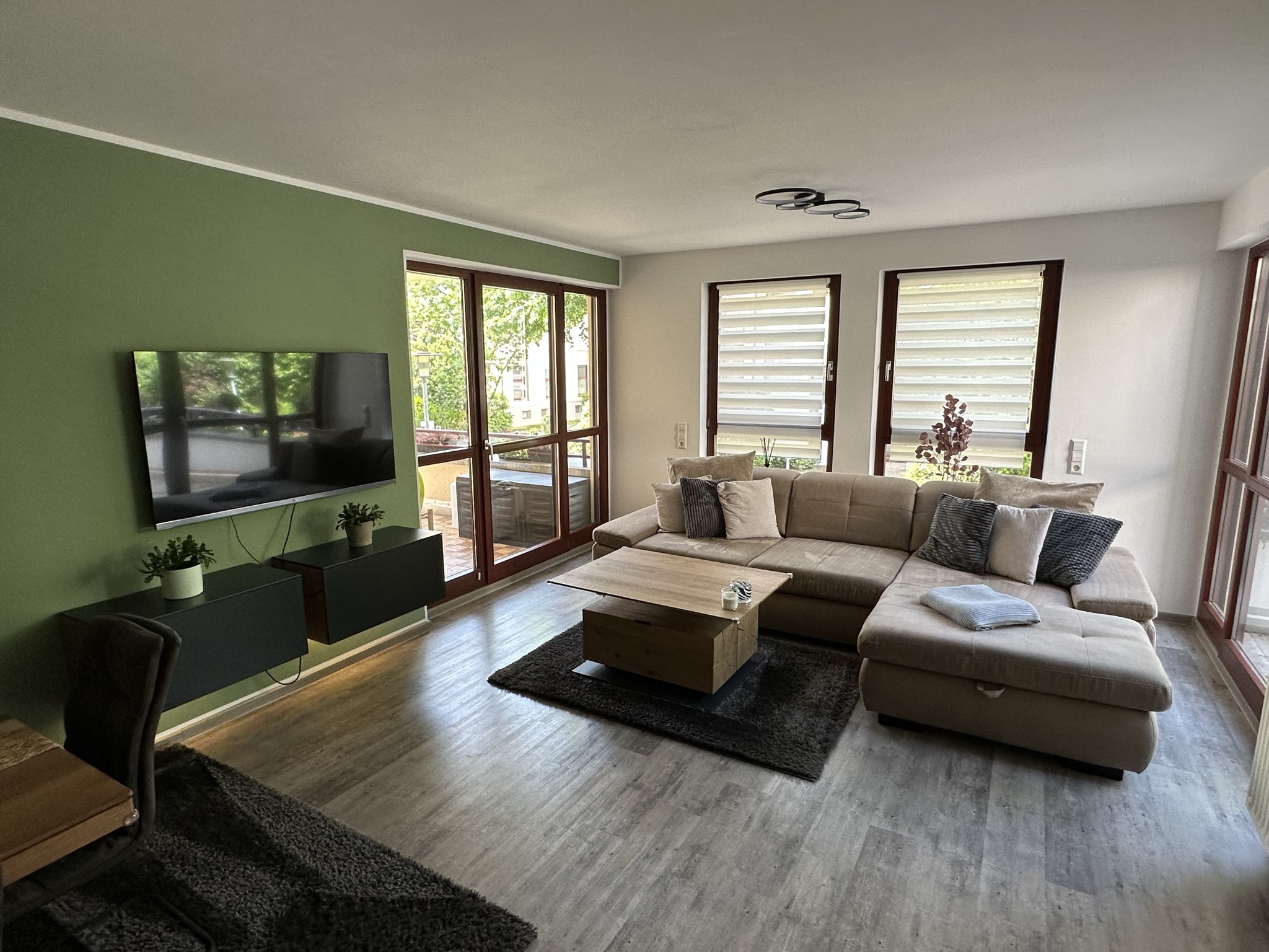 Friedi-01 Ferienwohnung 100m² 6 Personen Garten und Terrasse 2x WC