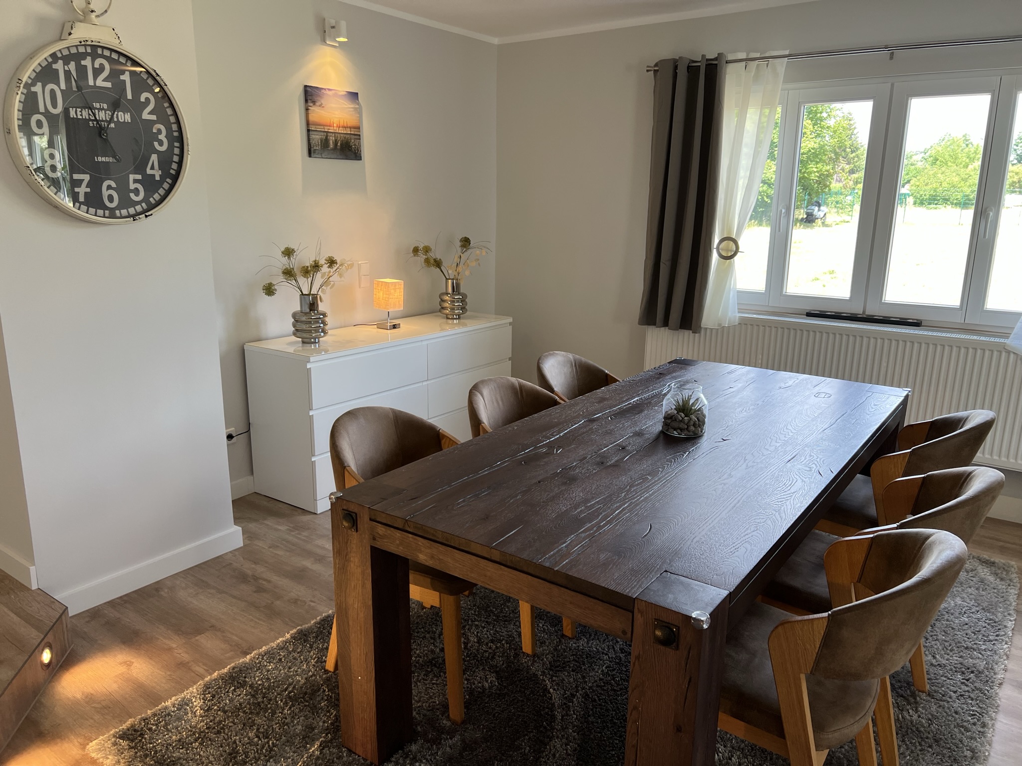 Rossi - Bungalow 4 Schlafzimmer 8 Personen Parkplatz Grundstück Garten