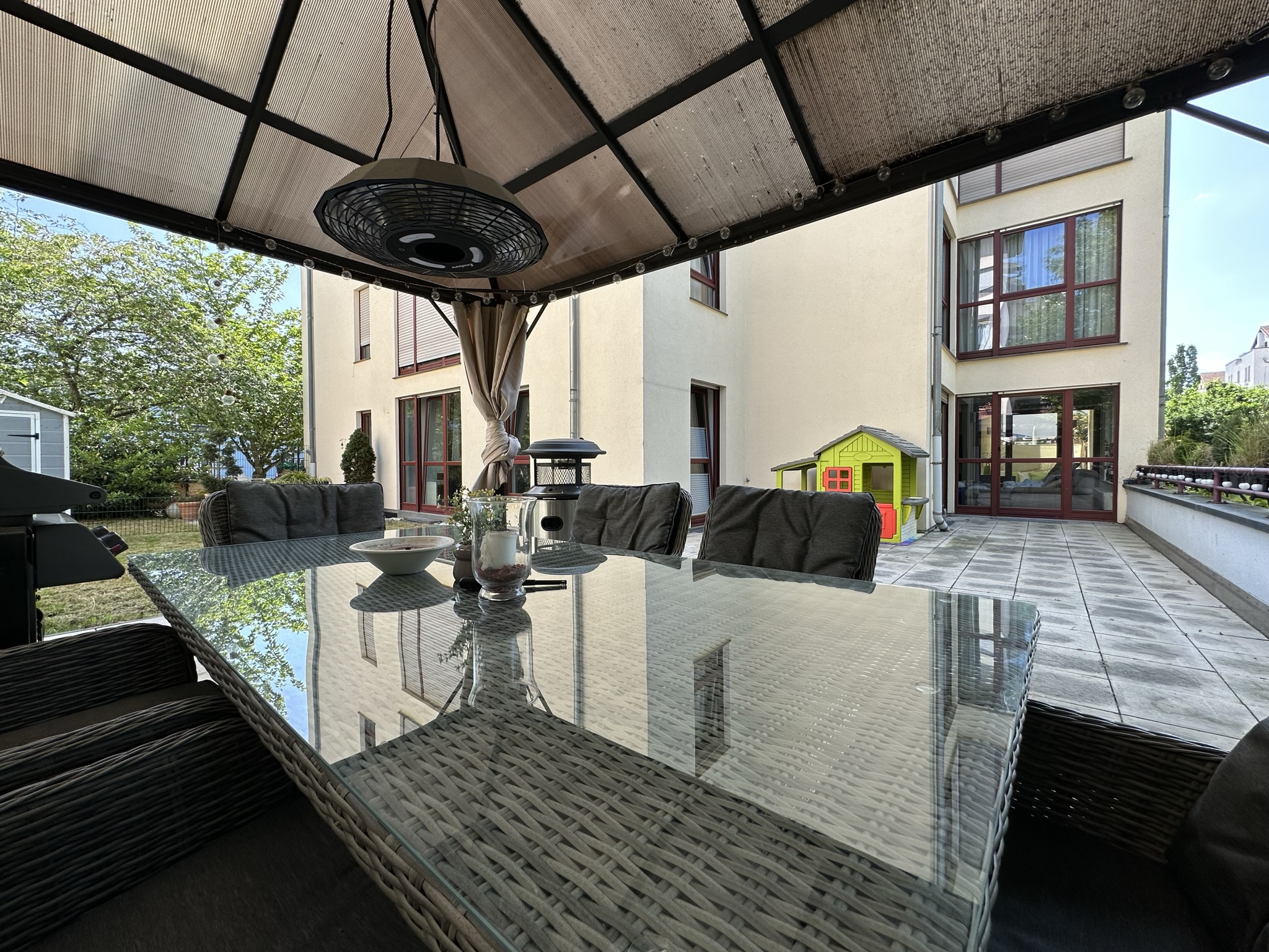 Friedi-01 Ferienwohnung 100m² 6 Personen Garten und Terrasse 2x WC